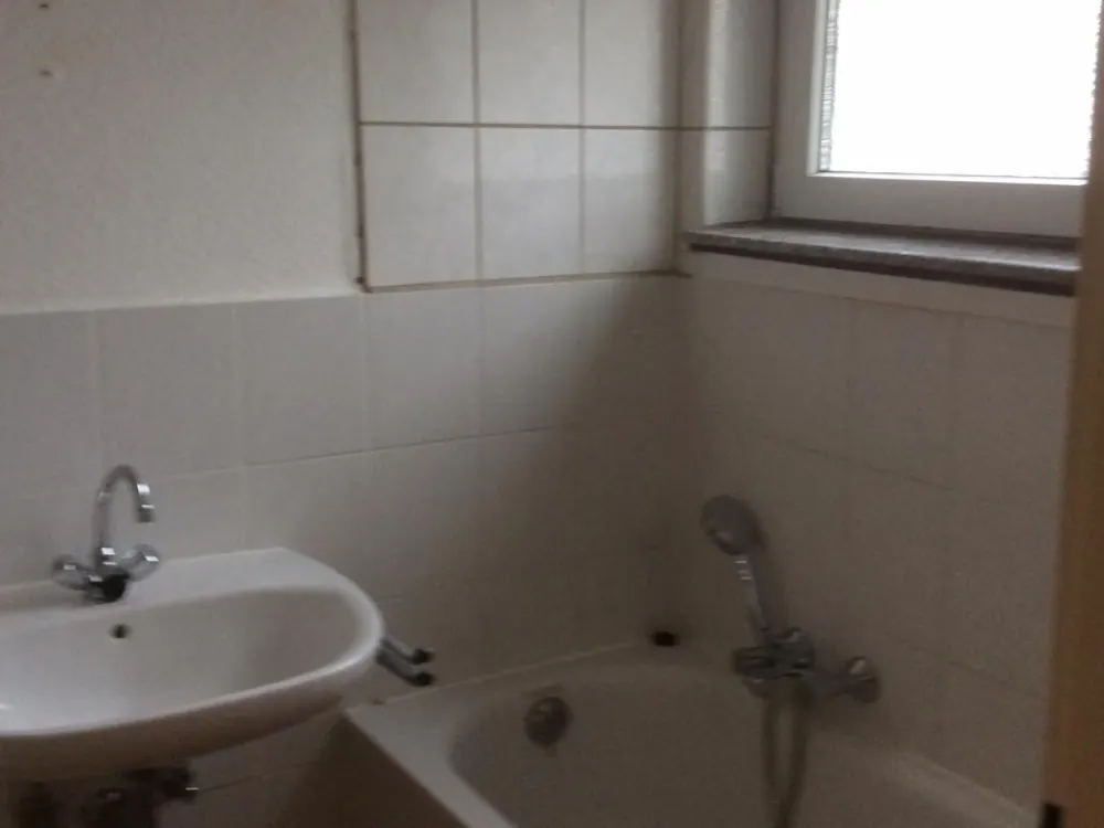 Für Singles oder Paare: 2-Zimmerwohnung in KRE-Linn