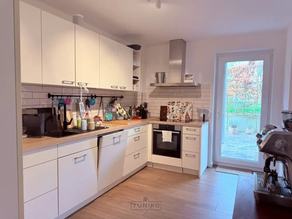 Modern Ground Floor Apartment with Spacious Living/Dining Area, Terrace and High-Quality Fitted Kitchen