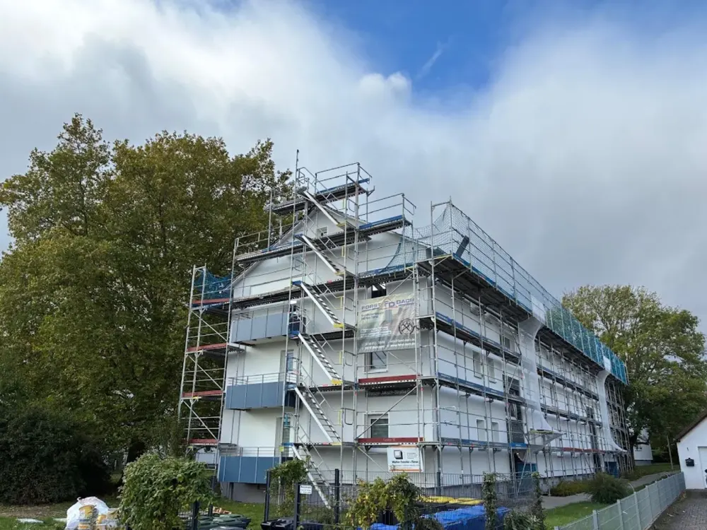 Familienfreundliche 4-Zimmer-EG-Wohnung mit Balkon in Edermünde-Haldorf