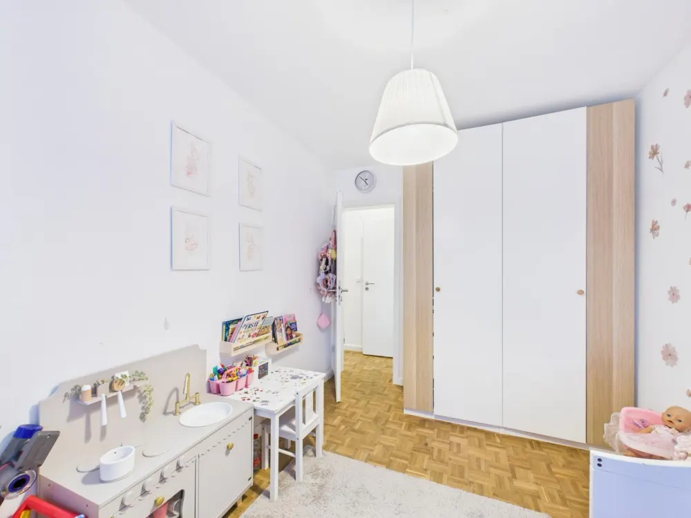 Bezugsfertige 3-Zimmer-Wohnung, voll möbliert & modern ausgestat