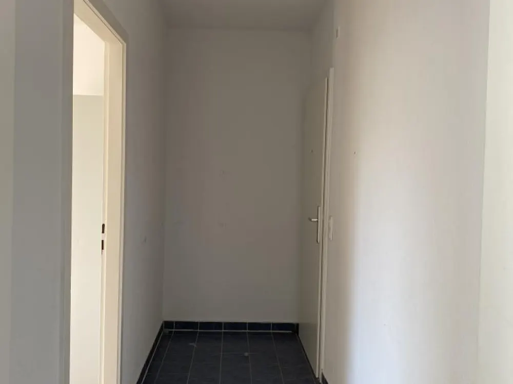 ! Preisknaller ! 3-Zimmer KDB mit Balkon