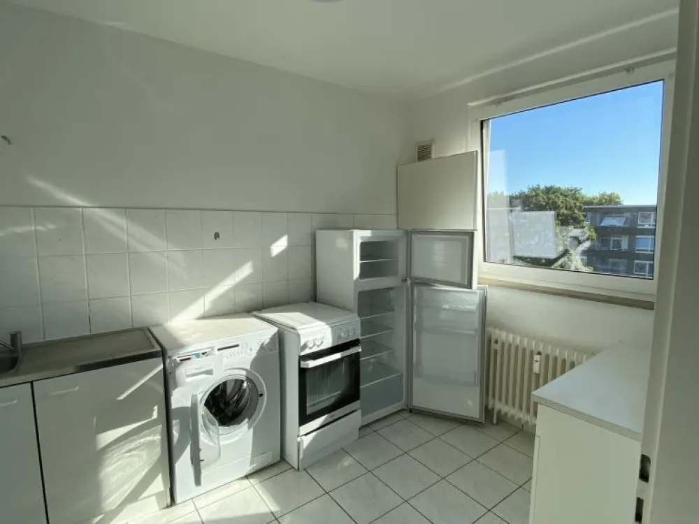 ! Preisknaller ! 3-Zimmer KDB mit Balkon