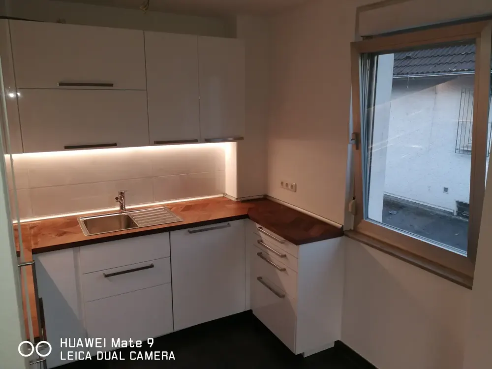 Schöne 3-Zi.-Wohnung + Balkon in Toplage (Nähe Cinestar / Huawei)