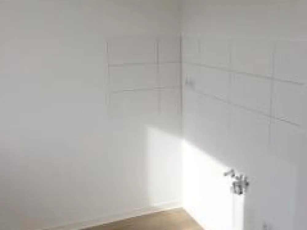 Sanierte 3 Raum Wohnung mit Balkon!
