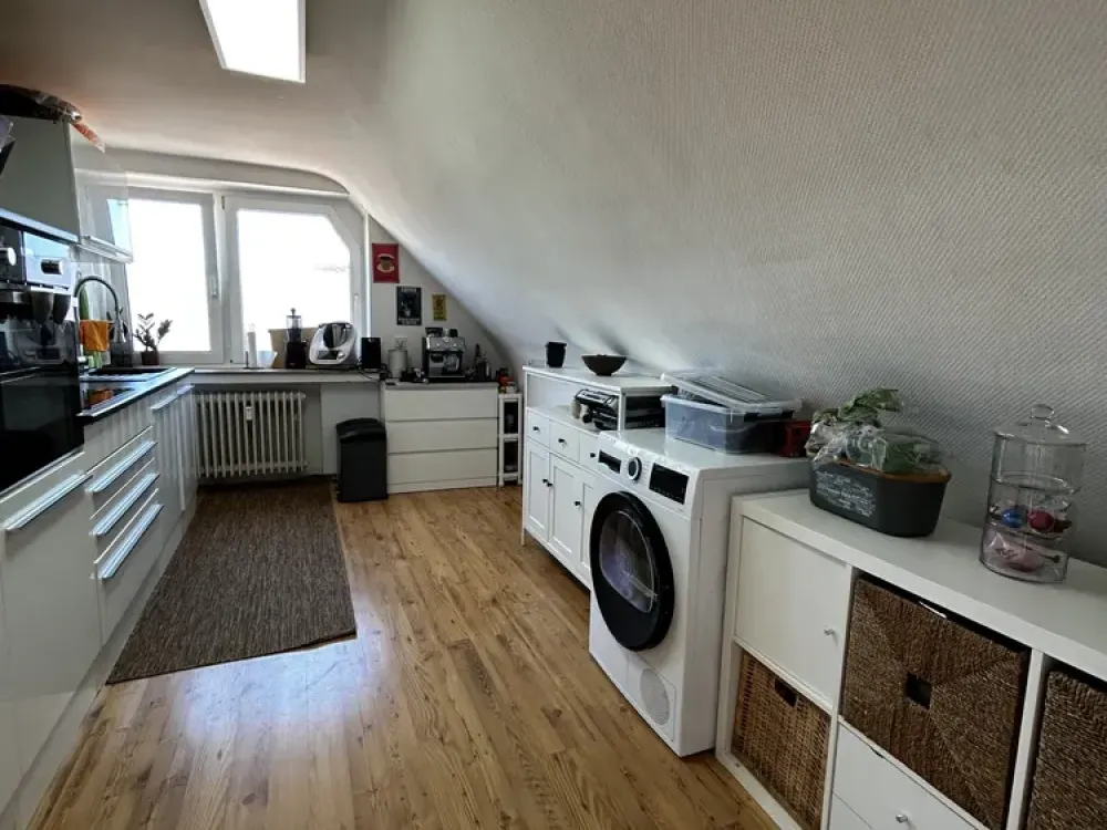 Bright Two-Room Apartment in Hürth