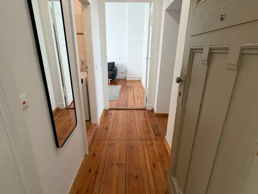 Moderne Altbauwohnung mit EBK zentral in Prenzlauer Berg