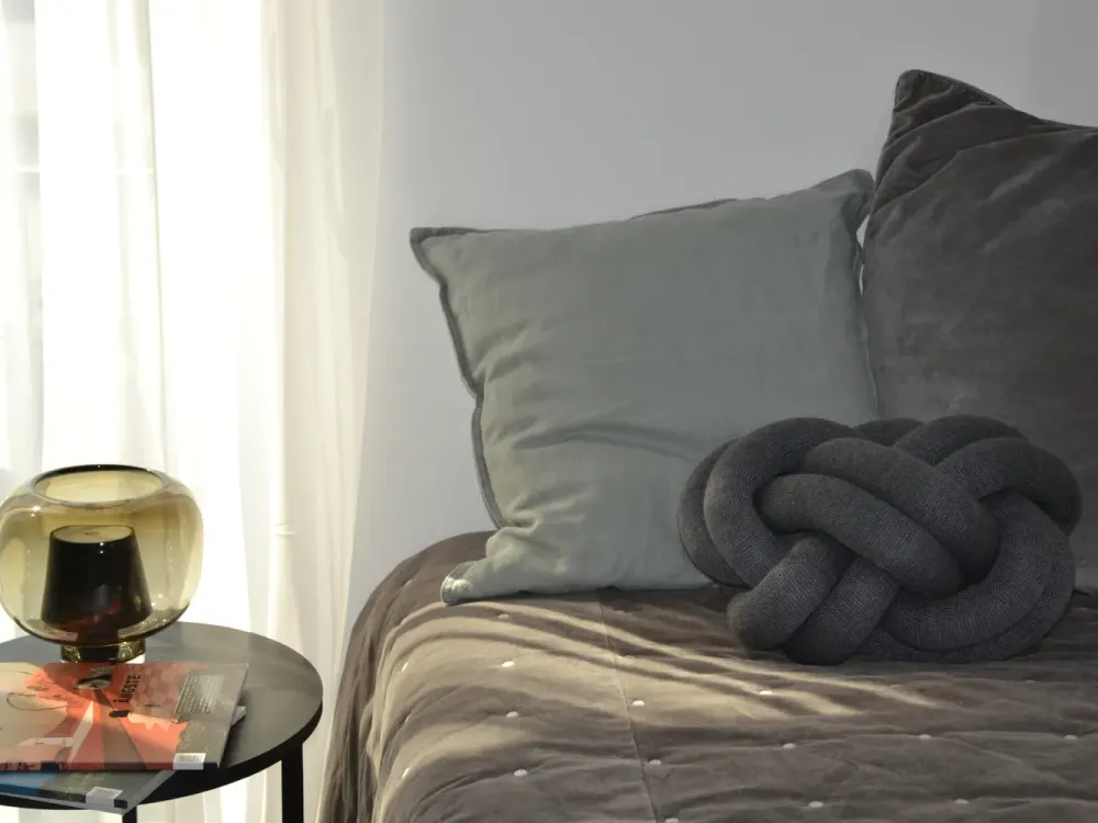 Fully Furnished Shared Room - Timelessly Modern in Köln Kalk
