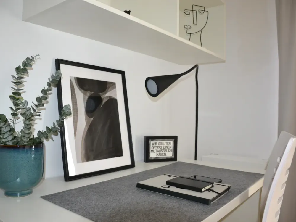 Fully Furnished Shared Room - Timelessly Modern in Köln Kalk