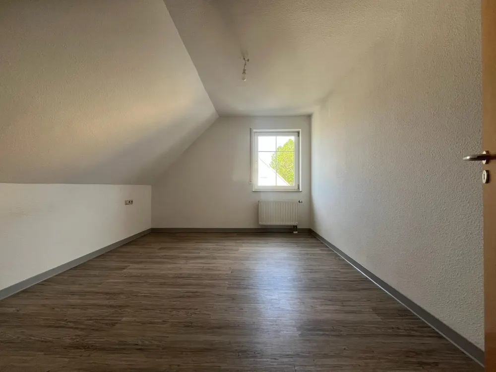 Geräumige 3-Raumwohnung in zentraler Lage von Weinböhla