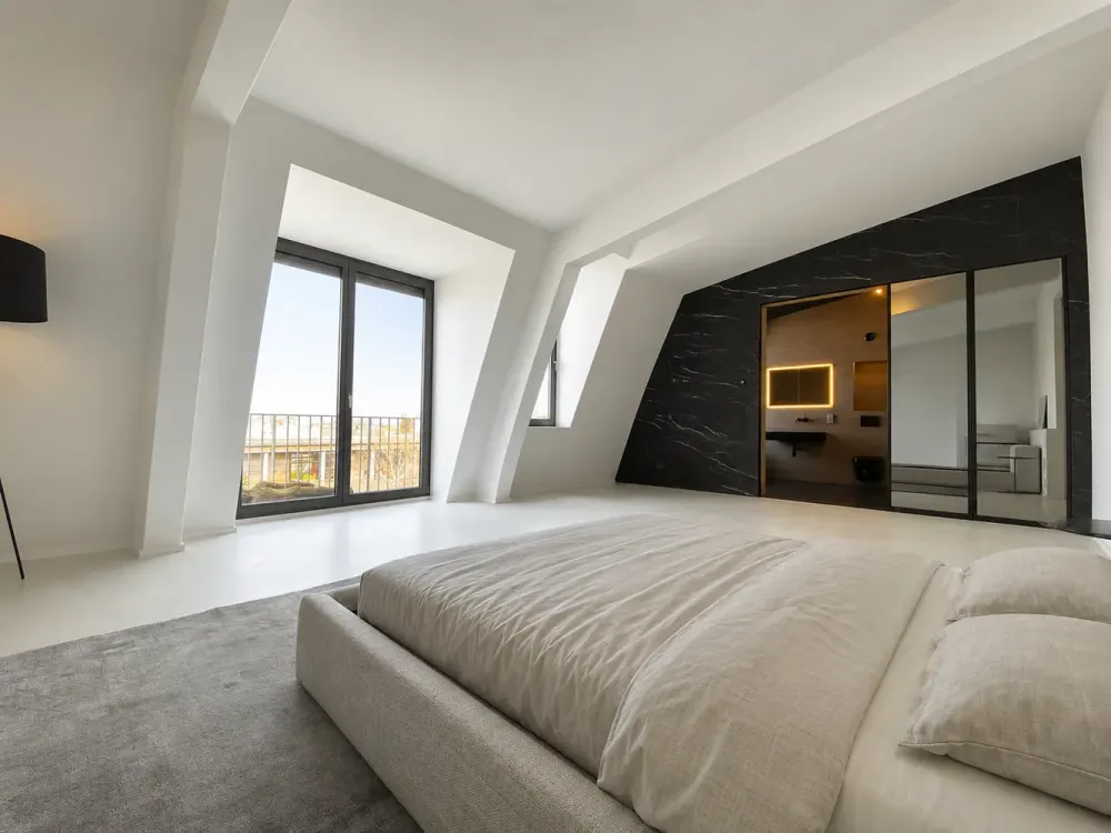 Penthouse-Maisonette im Loftstil am Paul-Lincke-Ufer | 3,60 m Decken, Concierge & TG-Stellplatz