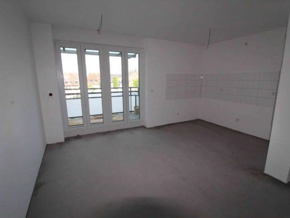 Central living with a view - 2 rooms - with balcony and fitted kitchen