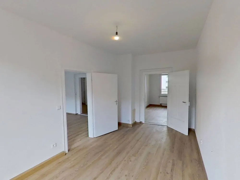 Lichtdurchflutetes WOHNJUWEL: Attraktive 3-Zimmer-Wohnung mit BALKON in Nürnberg