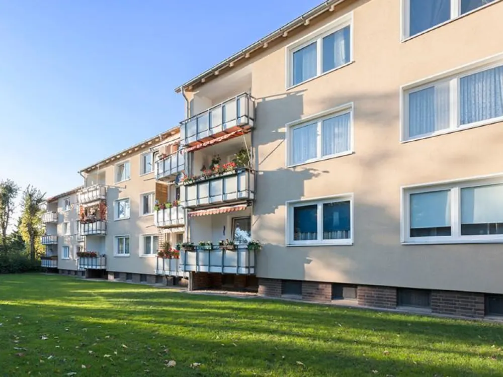 Modernisierte 3- Zimmer- Wohnung mit Balkon