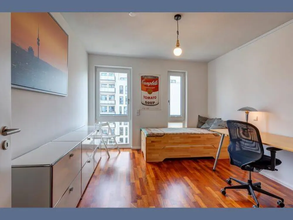 Furnished: Modern, bright maisonette apartment for temporary rent