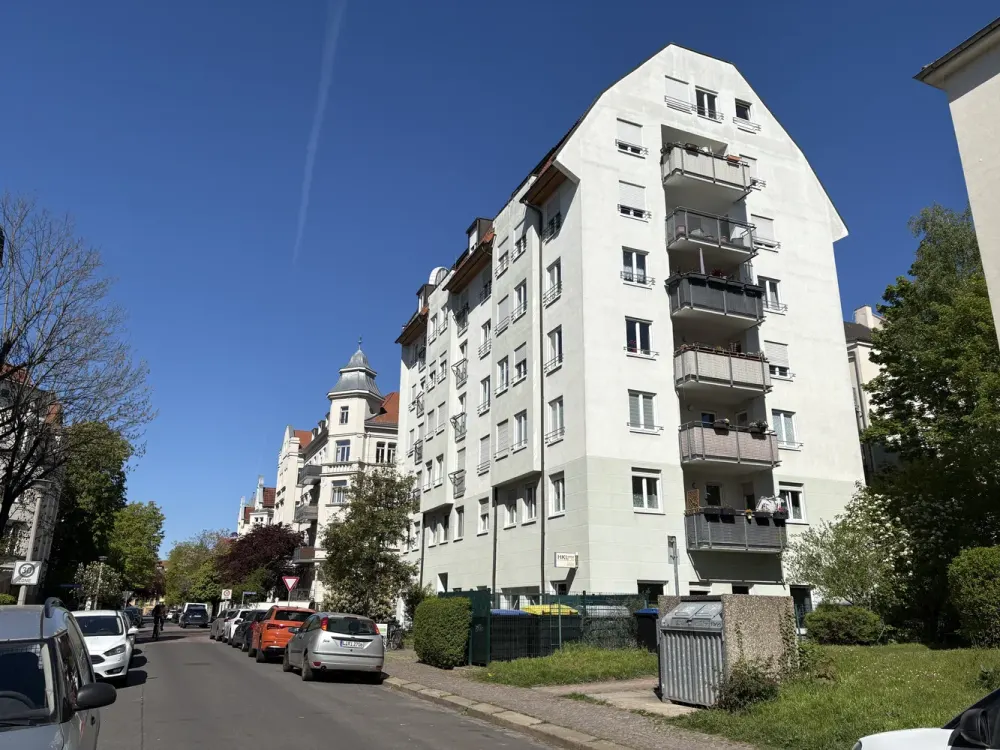 lichtdurchflutete 2 Zimmerwohnung in Gohlis