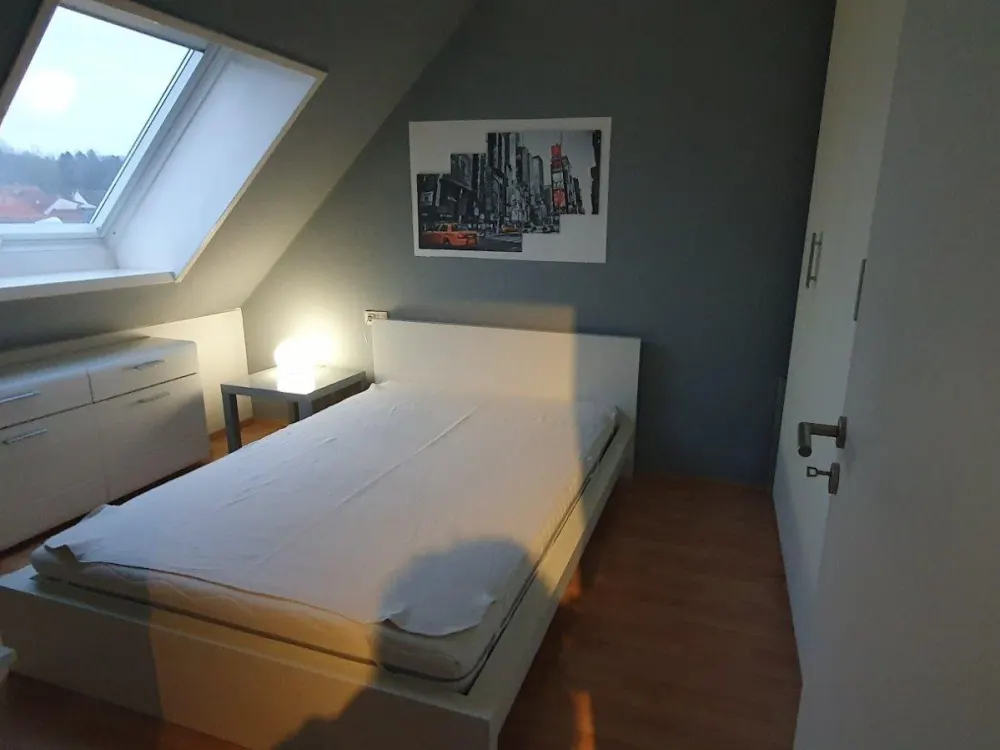 2-Zimmer Wohnung, St. Ingbert Zentrum, verkehrberuhigte Zone, möbiliert
