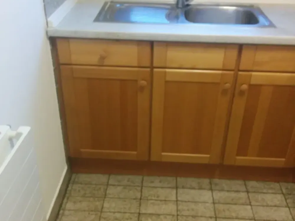 Helle zentral gelegene 2 Zimmerwohnung 60m² mit Balkon und Einbauküche