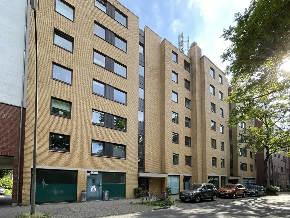 großer Südbalkon mit heller 2-Zi.-Wohnung und Tiefgarage; Nähe Rissener Bahnhof, EBK, V-Bad, Aufzug