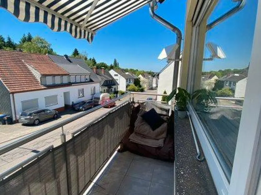 Schöne helle Wohnung in Saarbrücken 66132, 3,5 ZKB ab 1.10.26