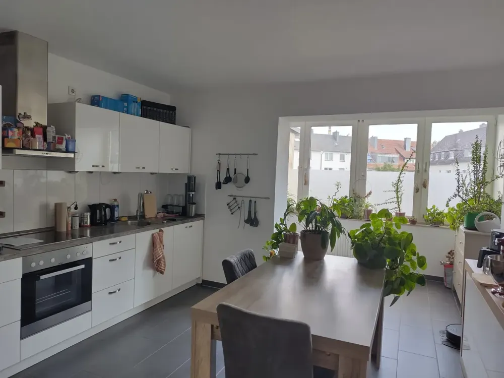 Bright, cozy 3-room apartment in Pluggendorf with balcony