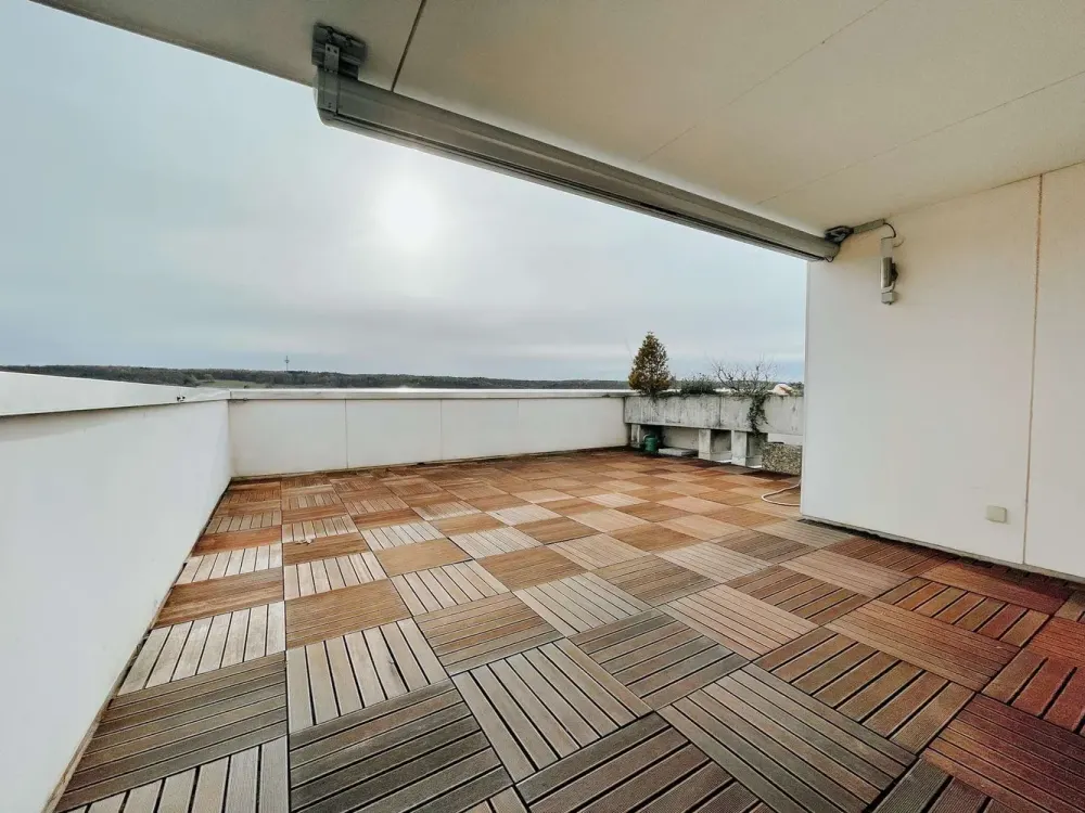 4-Zimmer-Penthouse-Wohnung mit traumhaftem Ausblick *zentrale Lage*