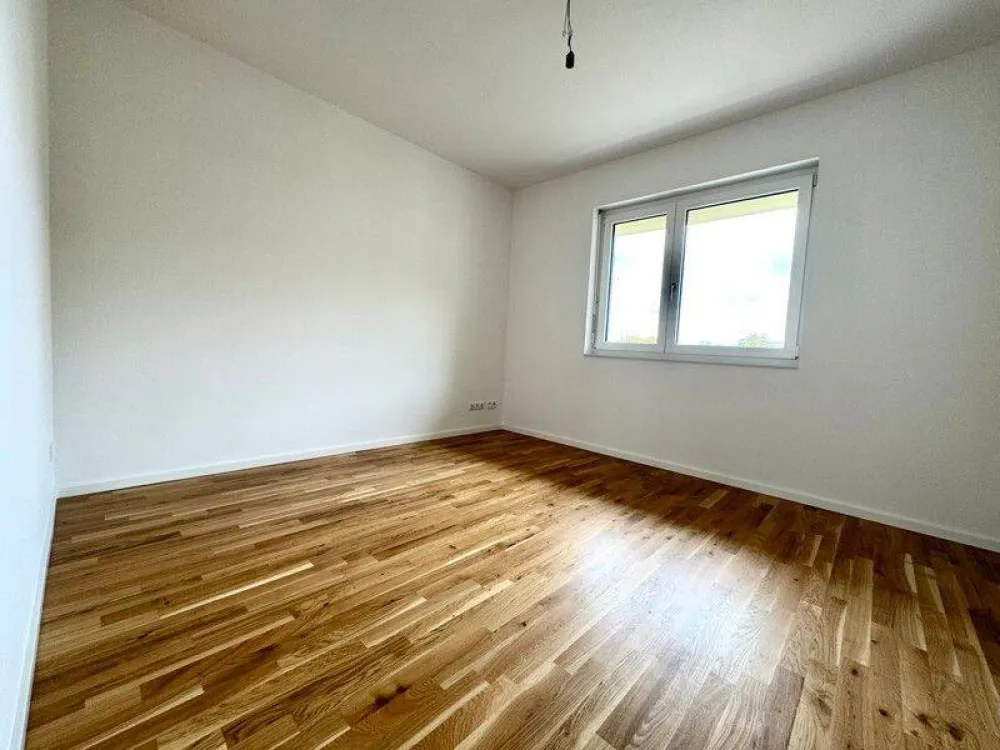 Lust auf Veränderung: 4-Zimmer-Wohnung mit Einbauküche im Zweitbezug