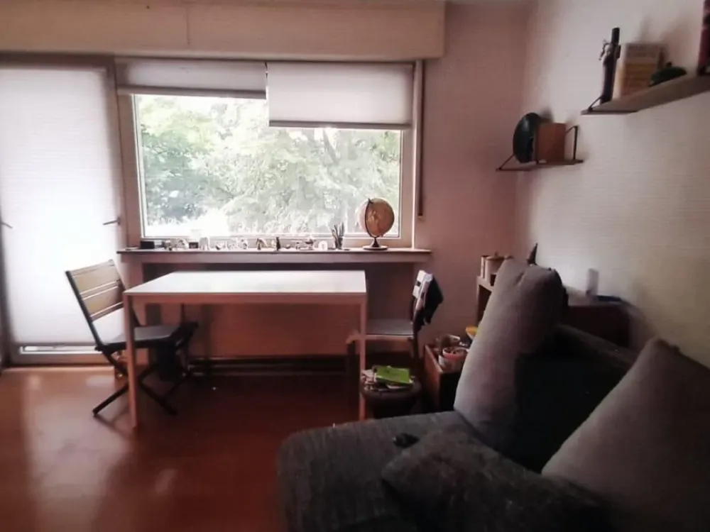 1,5 Raum mit Balkon und eingerichteter Küche und Enbauschrank