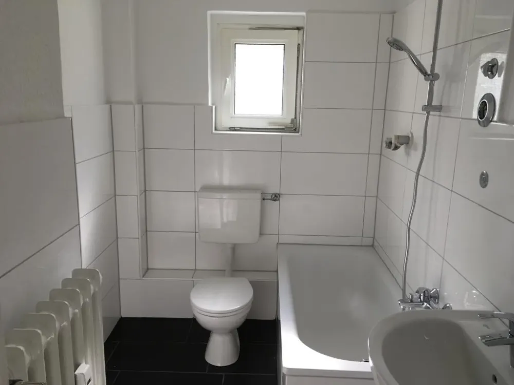Schicke 2-Zimmer-Wohnung mit Balkon und neuem Tageslichtbadezimmer in Hagen Eilperfeld!