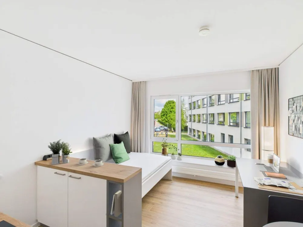Your Summer in Frankfurt: Furnished Apartment at Campus Riedberg Including Gym | Bigger Bude