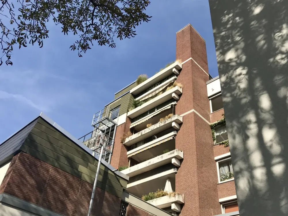 ... VEEDEL LIVING! 106 m² / 3 Zimmer / 2 Bäder / Loggia / Aufzug