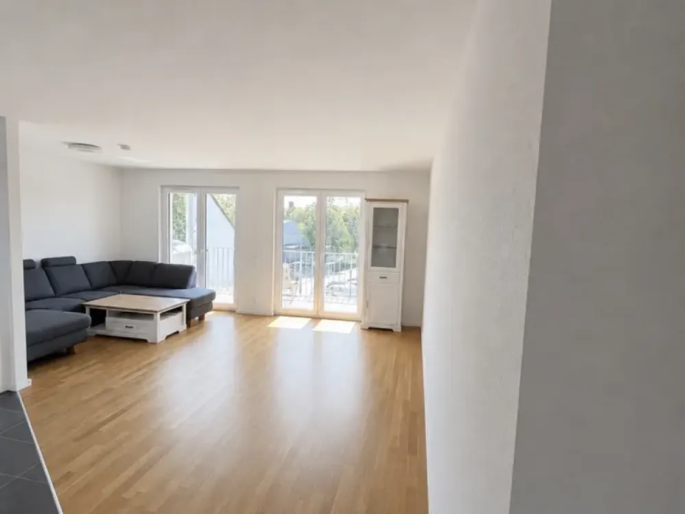 4-Room Apartment with South Balcony | Bergen-Enkheim