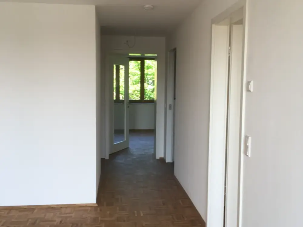 Münster-Mauritz: 4 rooms, kitchen, bathroom, hallway, loggia with stairs to small garden, completely renovated