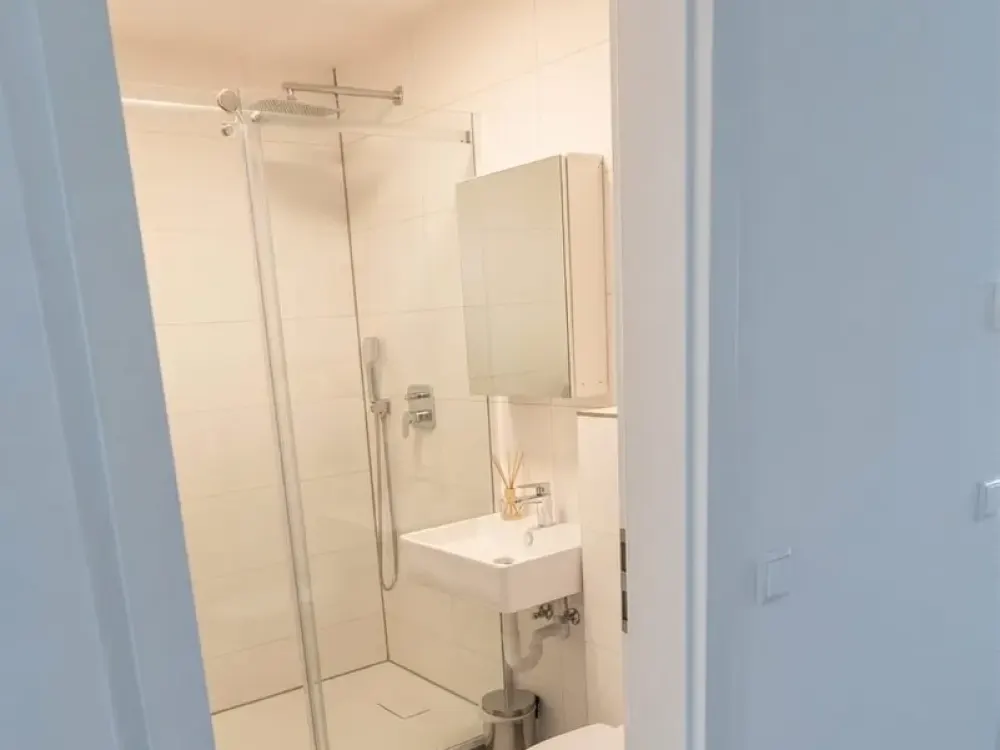 Attraktive 4-Zimmer Maisonette-Wohnung mit Balkon und Garten