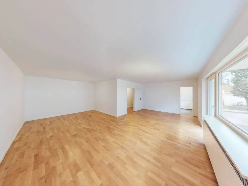 Helles 1-Zimmer-Apartment mit Balkon