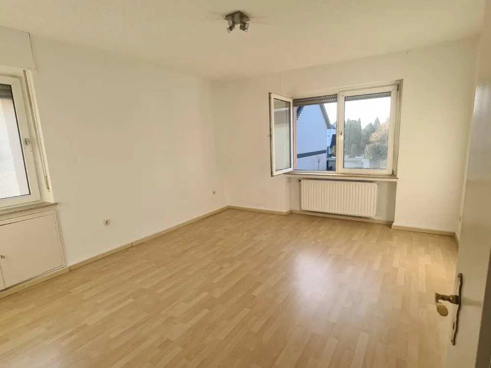 1 Zimmer Wohnung + Wohnküche KDB 45qm 1.OG