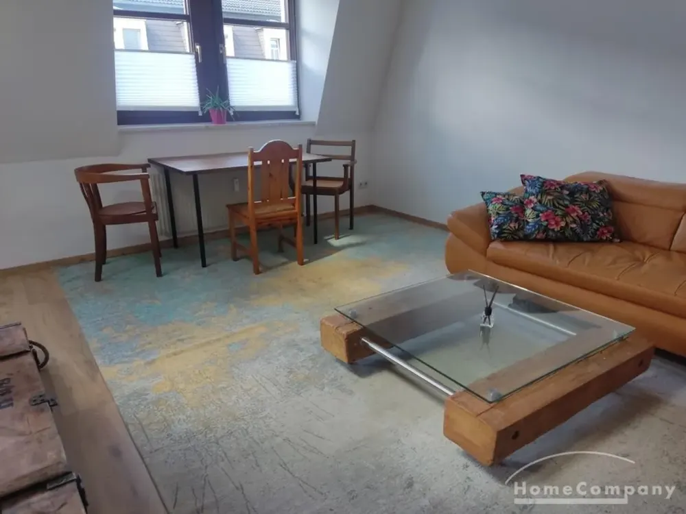 26187 HomeCompany Dresden Furnished 2-Room Maisonette Apartment in Dresden-Neustadt