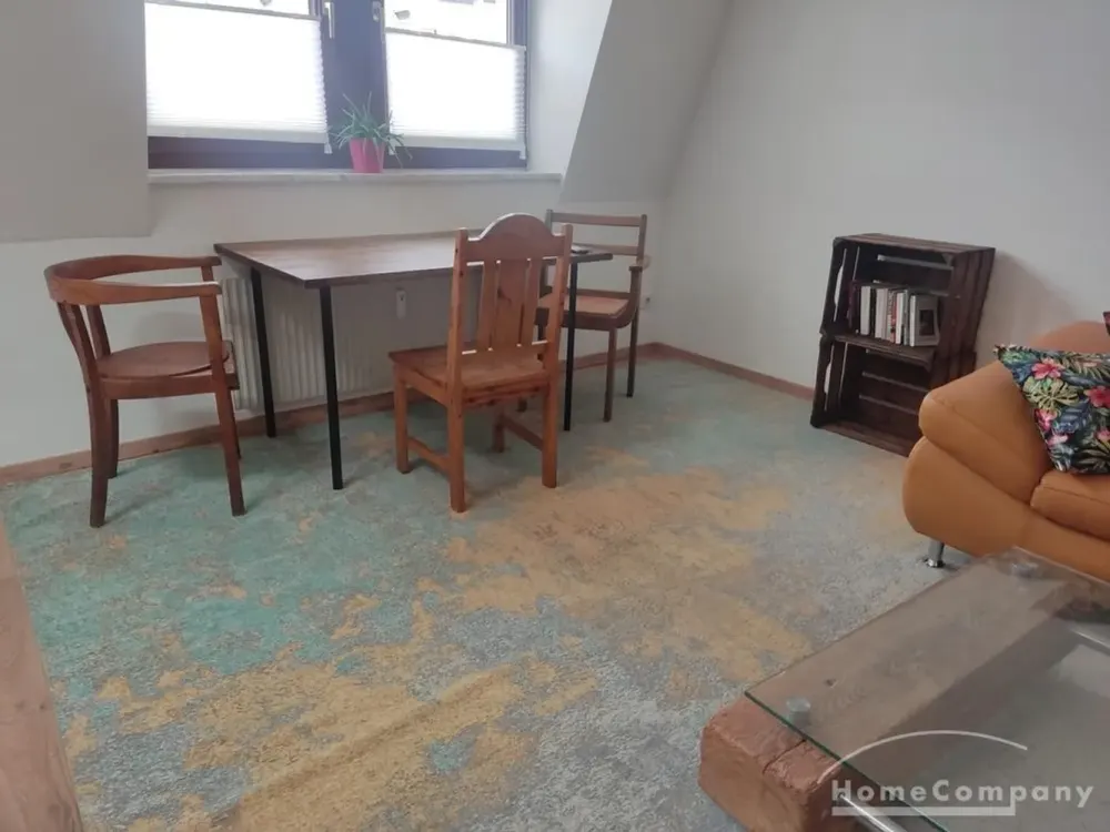 26187 HomeCompany Dresden Furnished 2-Room Maisonette Apartment in Dresden-Neustadt