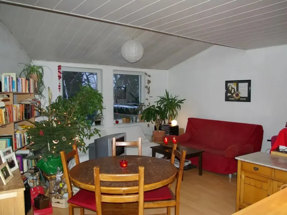 Modernes Wohnen in Hürth: 2-Zimmer-Wohnung mit Einbauküche