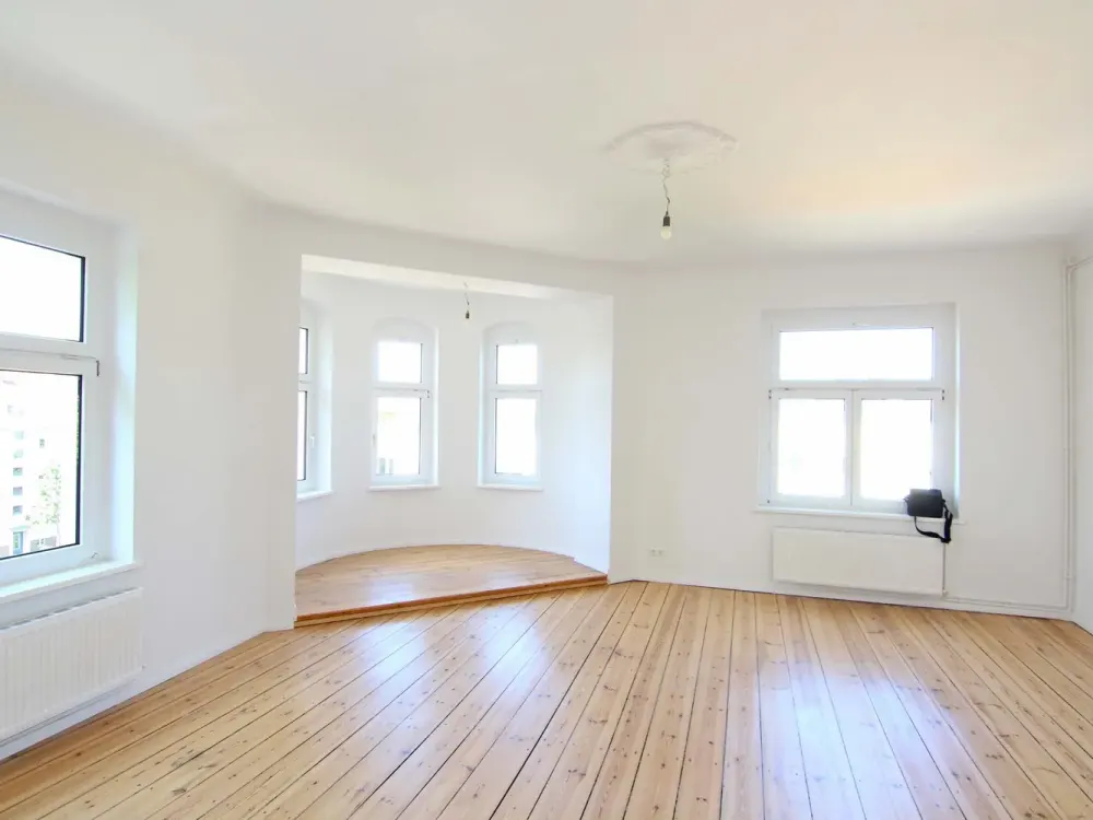Atmosphärischer Altbauklassiker mit Dielen und EBK - tolle Lage Radickestraße!