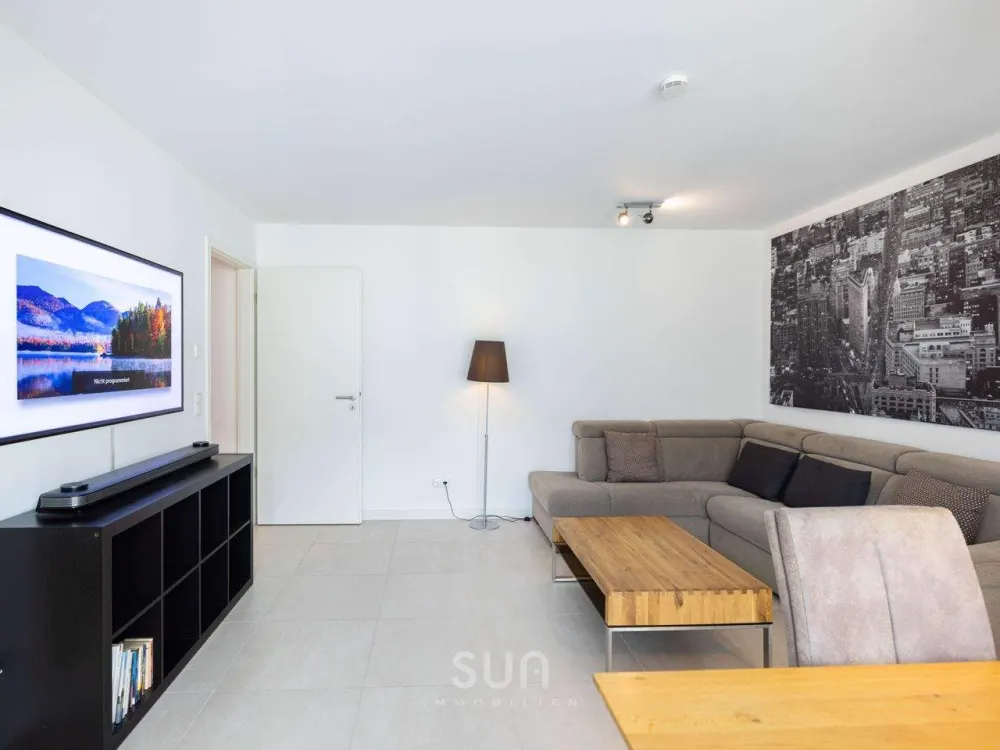 ***Gallusviertel*** Moderne Möblierte 2 Zi. Wohnung