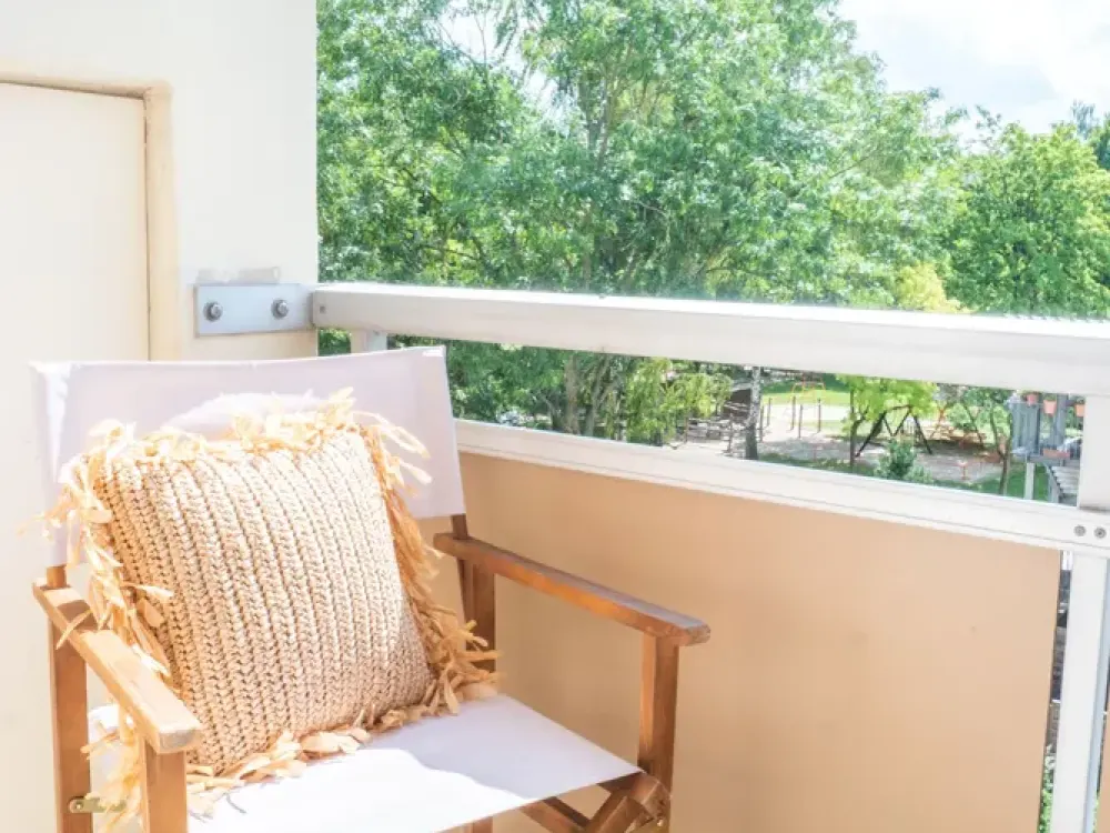 Cozy 4-Room Apartment in the Sonnensteiner Höfe