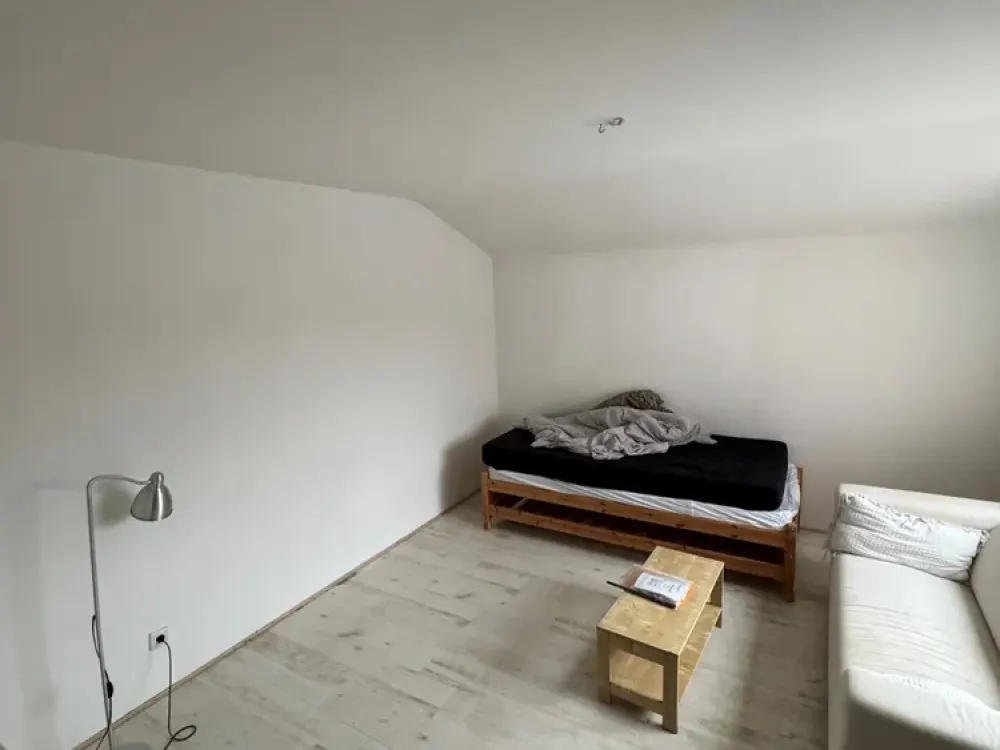 Singles aufgepasst! Helle 2-Zimmer-Wohnung im beliebten Lorettoviertel