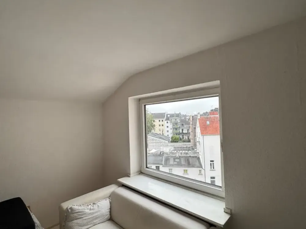 Singles aufgepasst! Helle 2-Zimmer-Wohnung im beliebten Lorettoviertel
