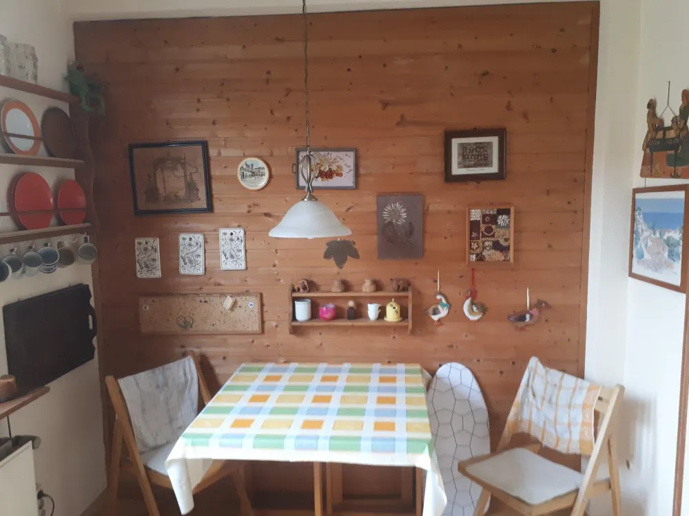 Gemütliche 2 Zimmerwohnung,50qm Teilmöbeliert Terrasse Balkon