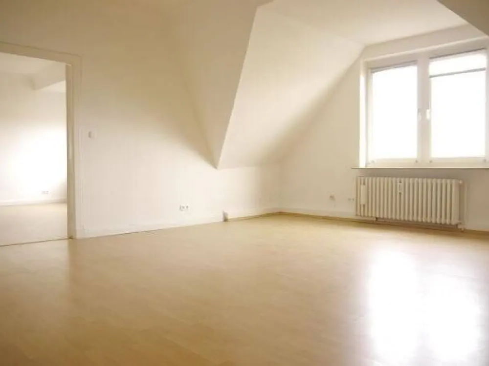 Wohnen und Arbeiten: direkt am Isemarkt-Harvestehude/Eppendorf: 5-Zimmer Wohnbüro/Praxis