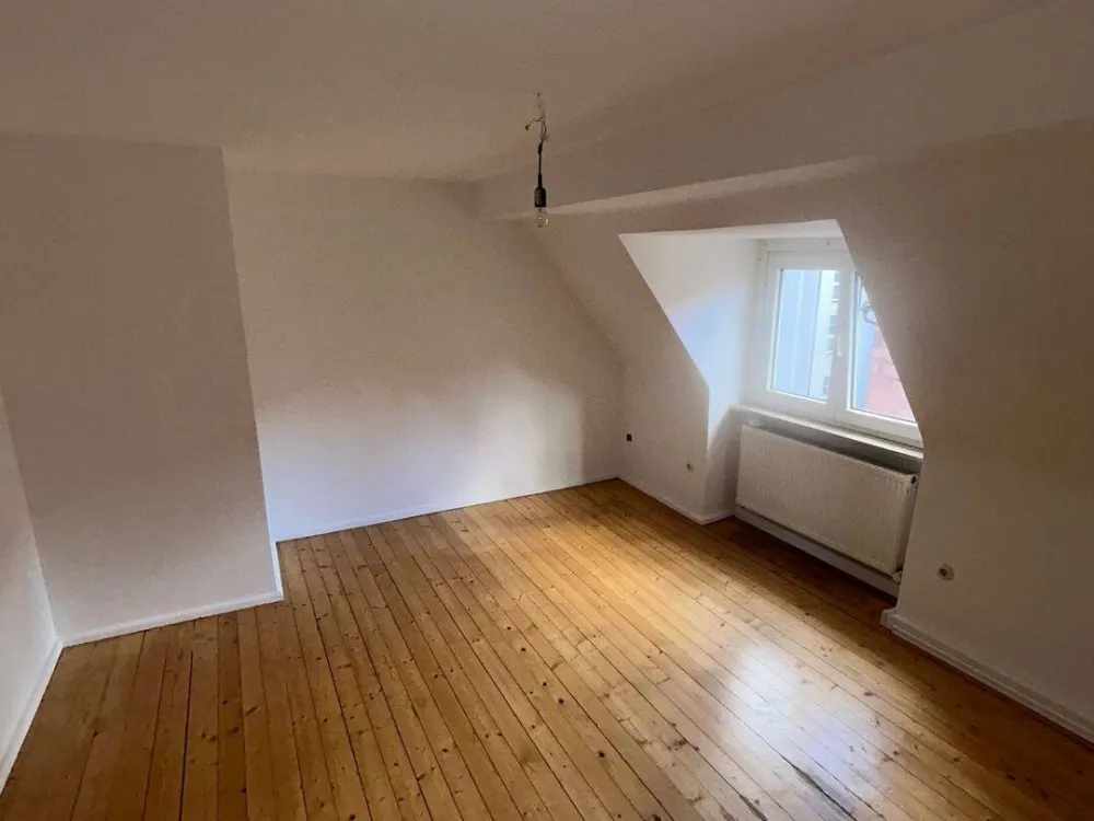 Charmante 3-Zimmer-Dachgeschosswohnung mit Traumblick auf die Kaiserburg