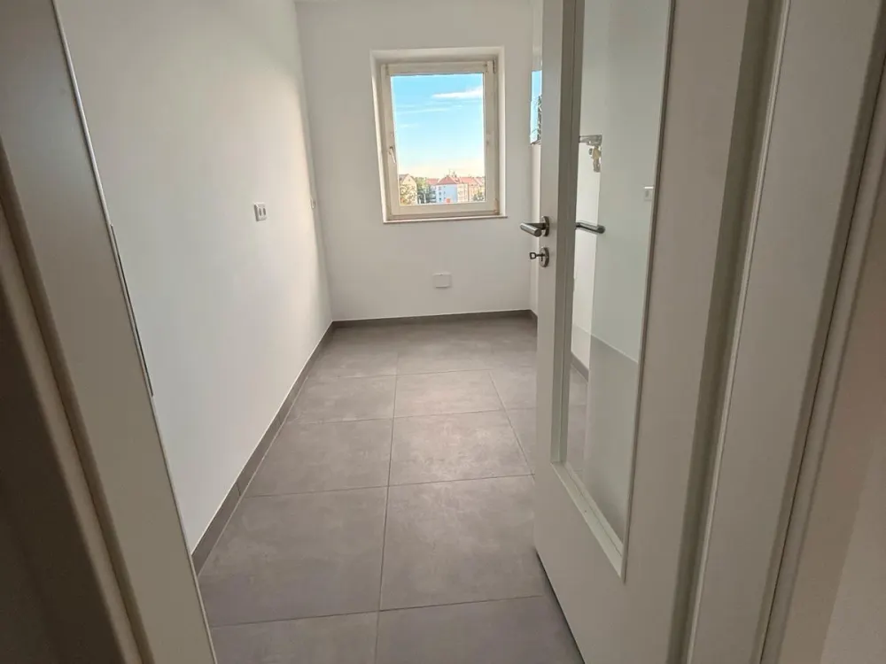 3-Zimmer Wohnung in Südstadt/Nopitschstrasse
