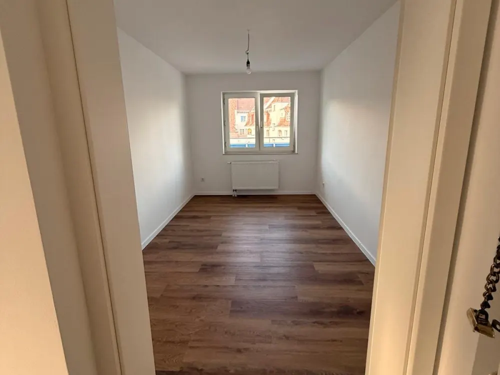 3-Zimmer Wohnung in Südstadt/Nopitschstrasse
