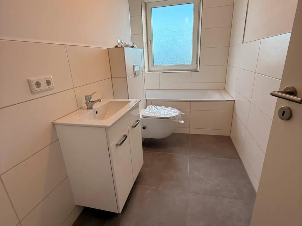 3-Zimmer Wohnung in Südstadt/Nopitschstrasse