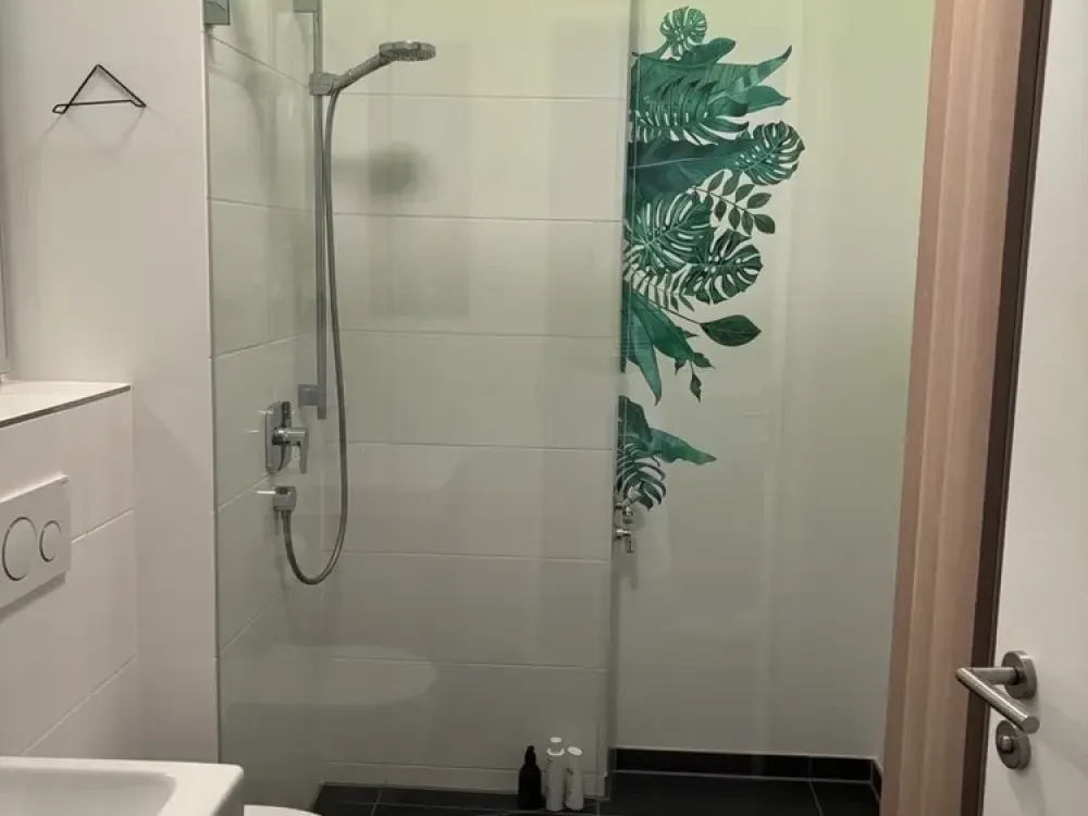 Moderne, vollmöblierte 1,5-Zimmer-Wohnung mit Terrasse im „Living Isar“